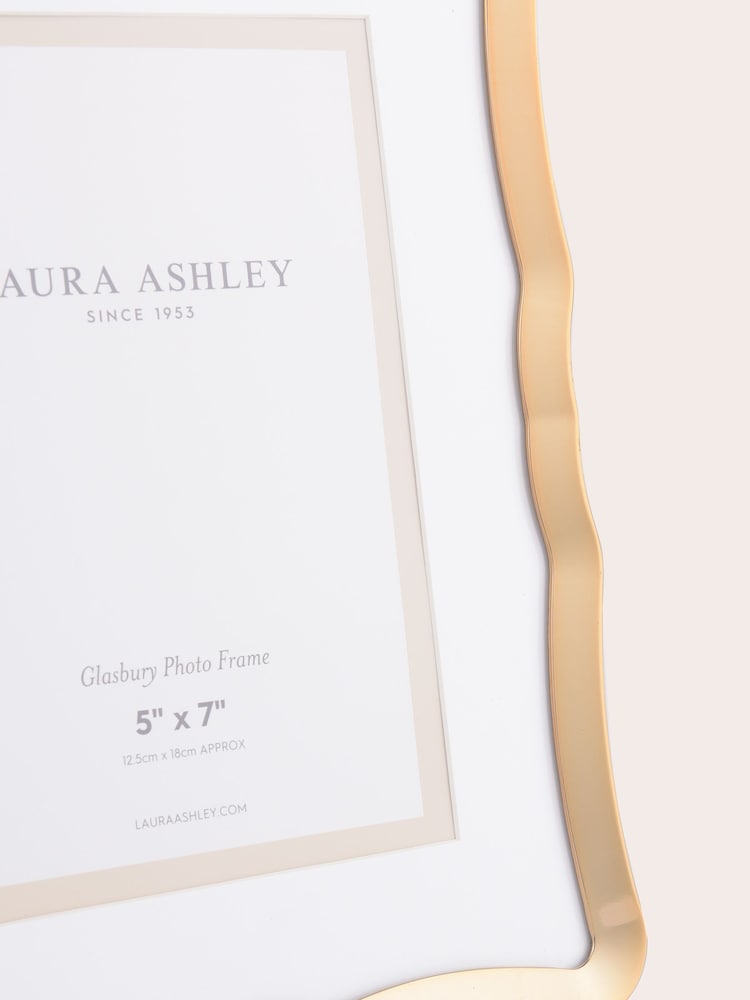 Laura Ashley Gold Plated Glasbury Picture Frame - Image 5 of 5