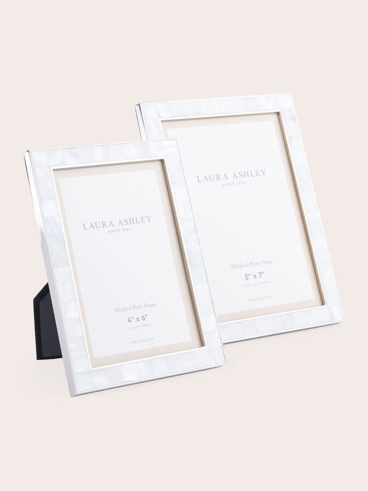 Laura Ashley Chrome Whitford Nickel Plated Picture Frame - Image 2 of 5
