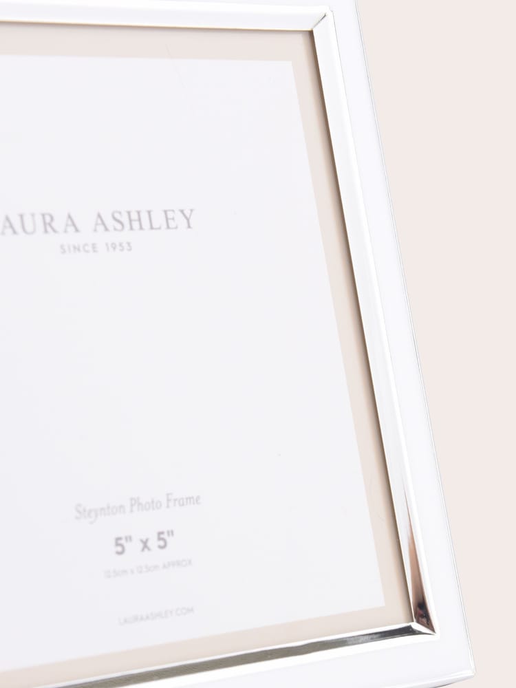 Laura Ashley Silver Steynton Silver Plated Picture Frame - Image 5 of 5