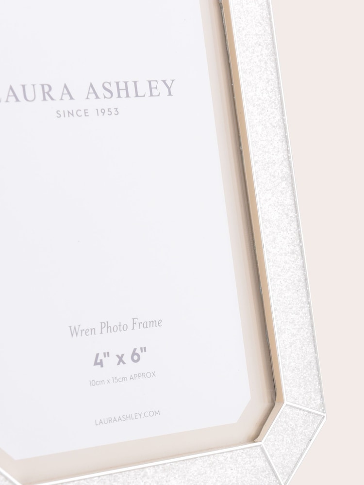 Laura Ashley Silver Wren Silver Plated With Faux Pearl Glitter Picture Frame - Image 5 of 5
