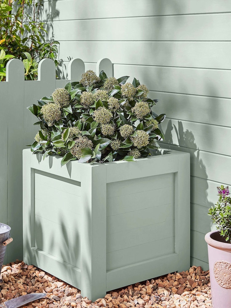 Laura Ashley Eau de Nil Green Garden 750ml Paint - Image 2 of 5 Laura Ashley Eau de Nil Green Garden 750ml Paint - Image 2 of 5