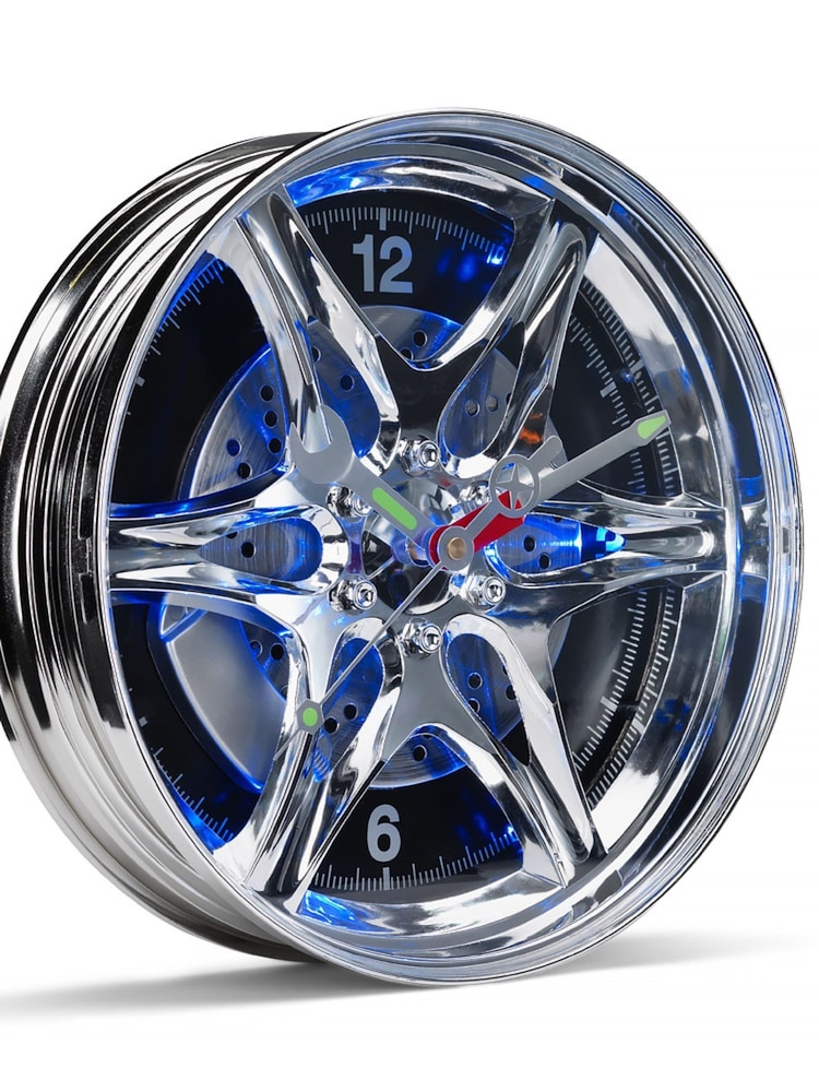 MenKind LED Wheel Rim Clock - Image 2 of 4 MenKind LED Wheel Rim Clock - Image 2 of 4