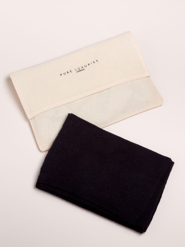 Pure Luxuries London Bristol 100% Merino Wool Scarf - Image 4 of 4