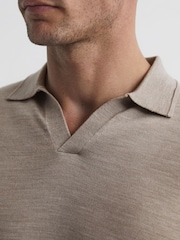 Reiss Wheat Melange Milburn Merino Wool Open Collar Polo Shirt - Image 4 of 6