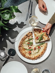 Villeroy & Boch Chrome Pizza Cutter - Image 1 of 4