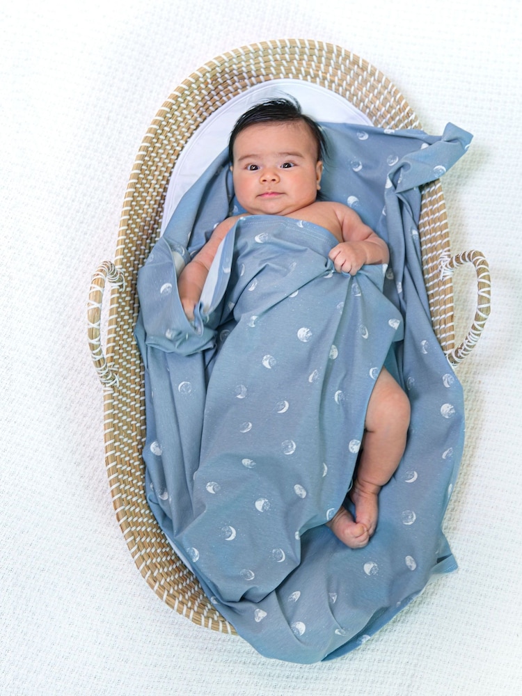 aden + anais™ Blue Moon Comfort Knit™ Large Blanket - Image 1 of 6