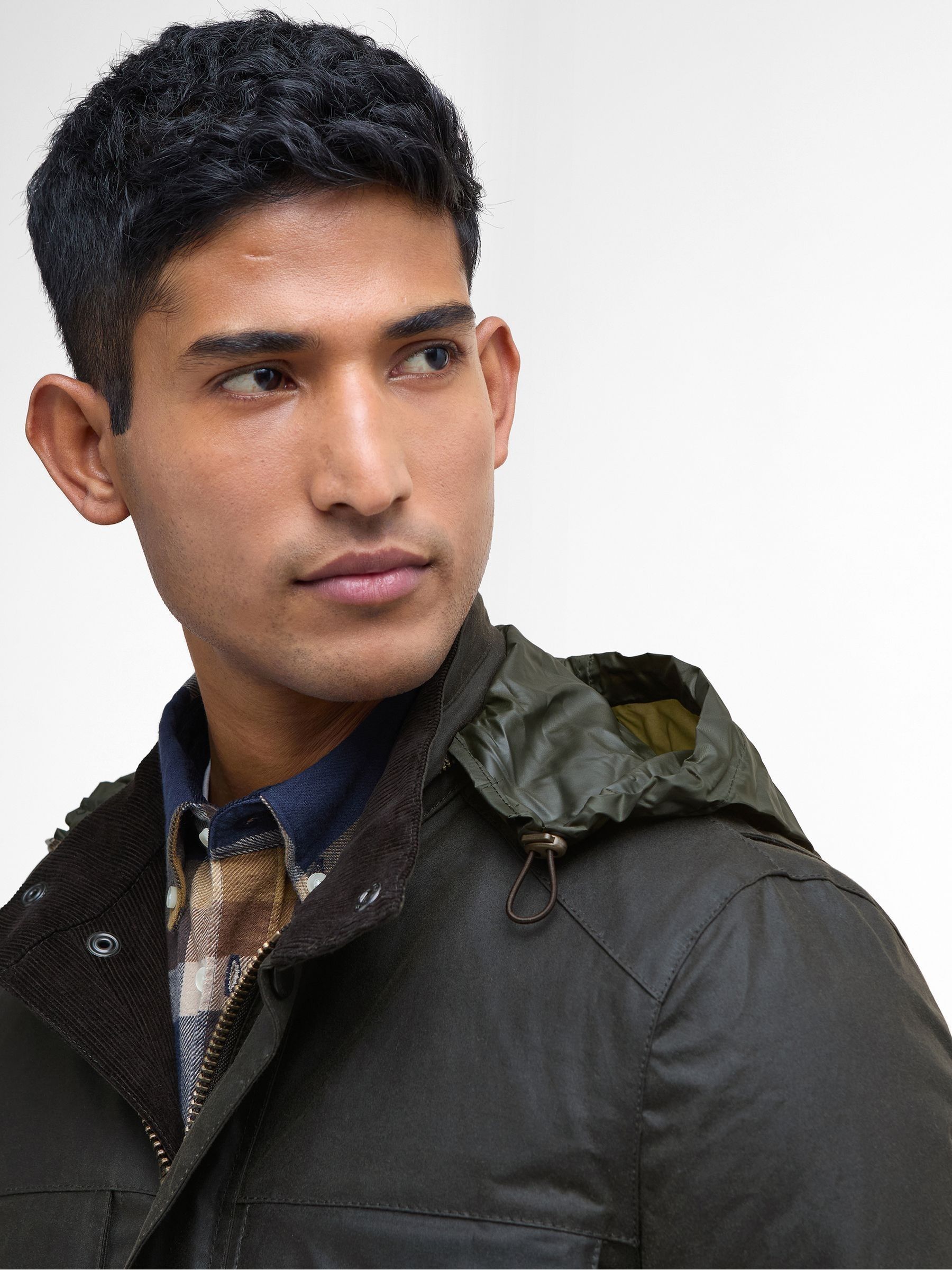 Przeglądaj Zielony - Woskowana kurtka Barbour® Corbridge z Next Polska