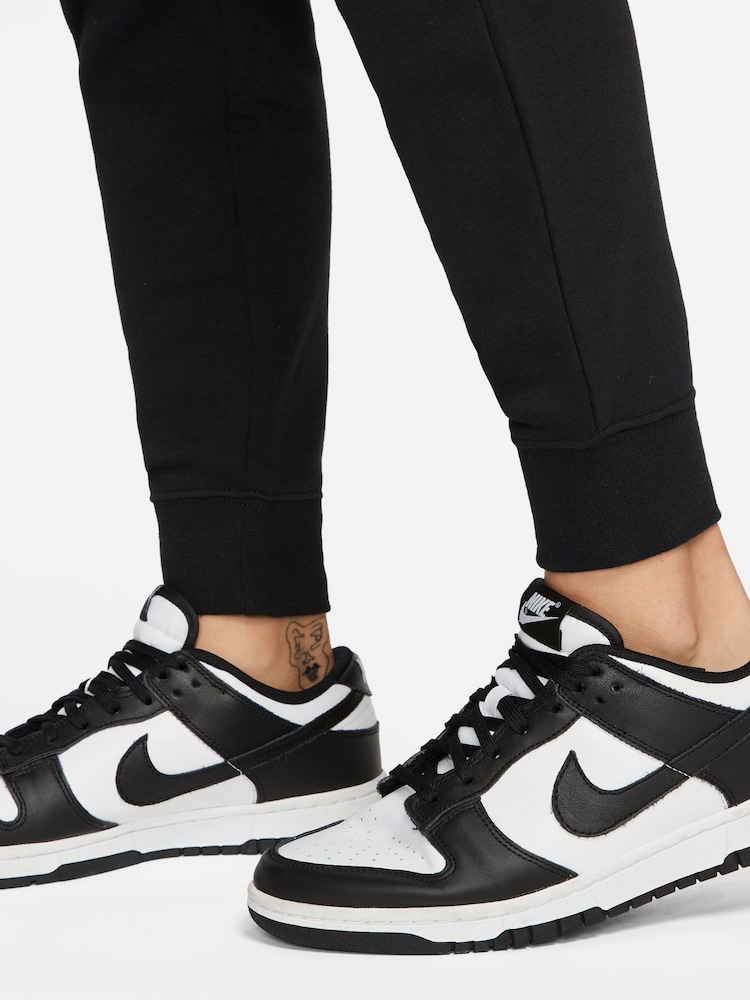 Nike Black Sportswear Club Fleece Mid-Rise Joggers - Image 5 of 5