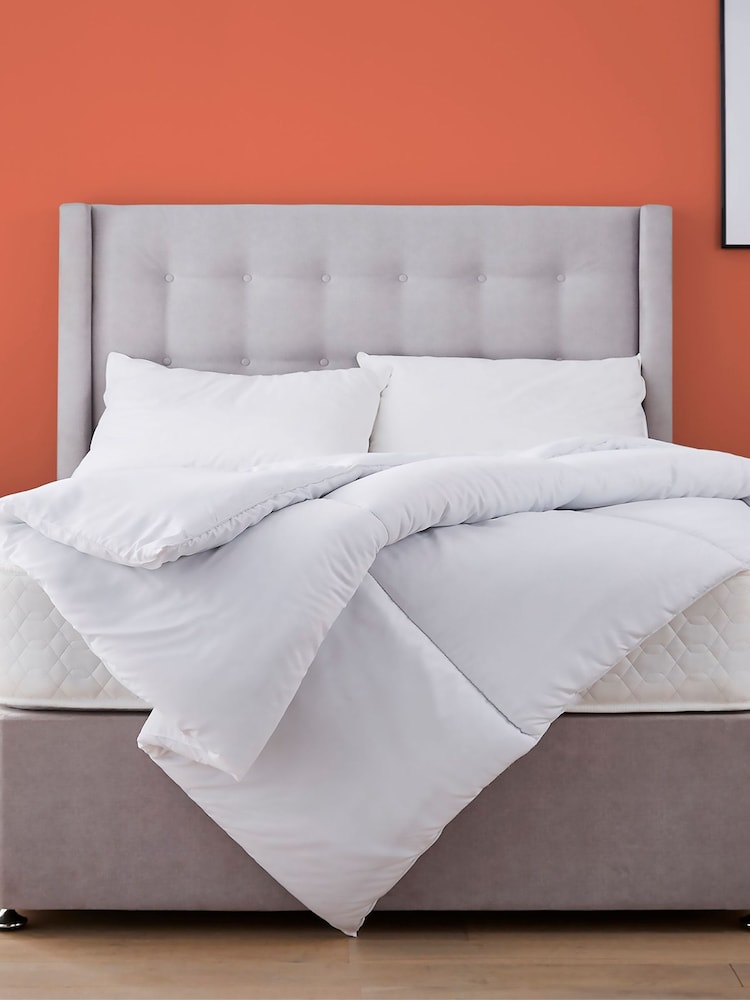 White Silentnight So Snug 13.5 Tog Duvet - Image 1 of 12