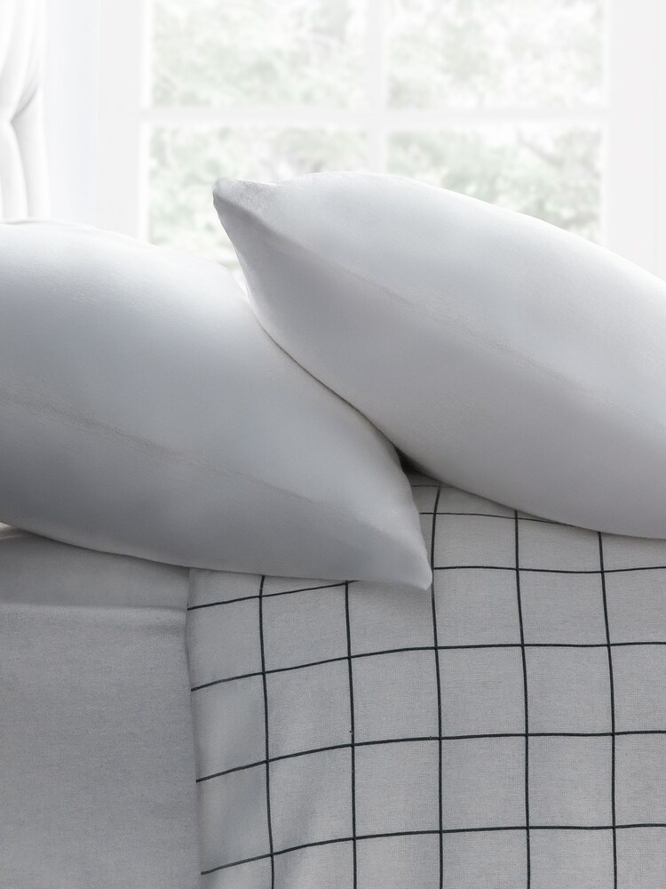 Silentnight White Brushed 100% Cotton Fitted Sheet - Image 2 of 5