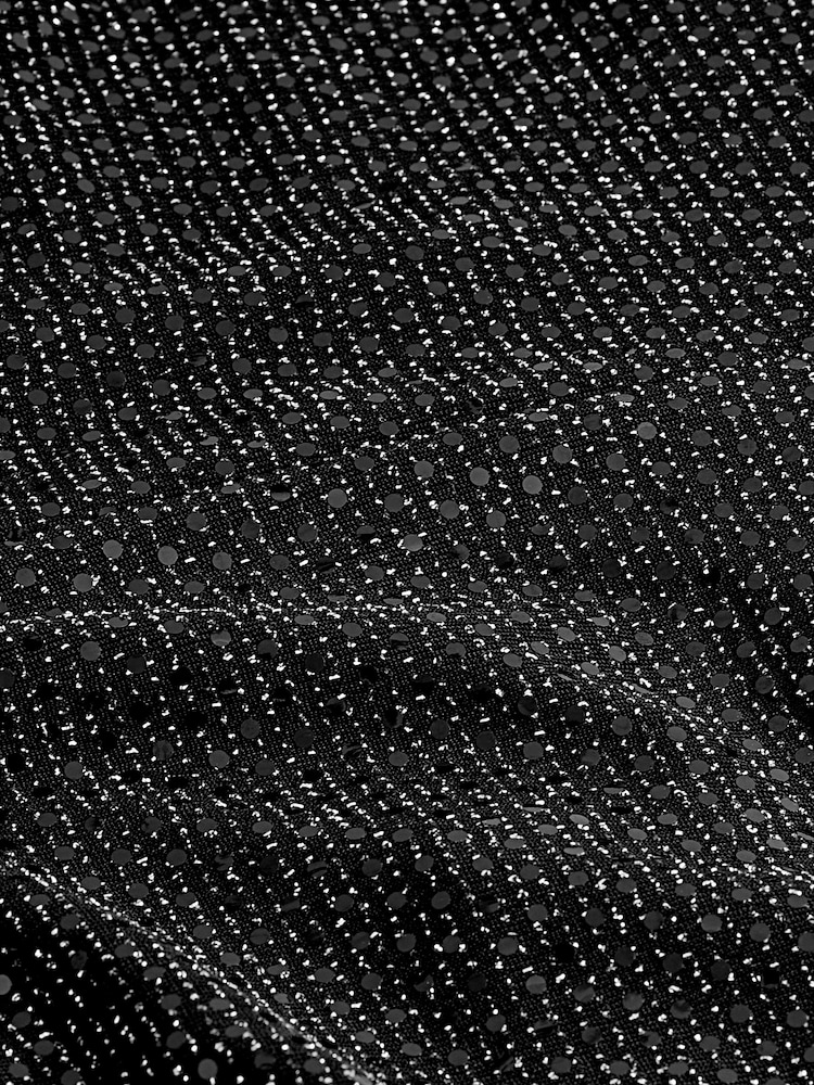 Schwarz - Paillettenhose mit weitem Bein - Bild 6 von 6 Schwarz - Paillettenhose mit weitem Bein - Bild 6 von 6
