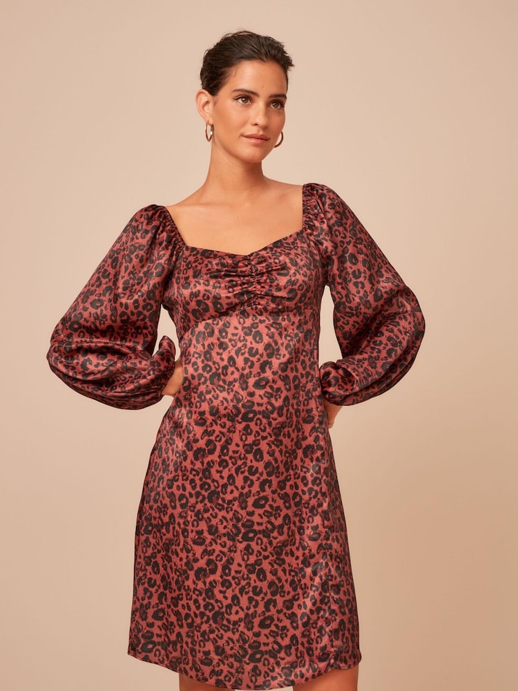Rot - Satin-Minikleid mit Karree-Ausschnitt - Bild 1 von 5