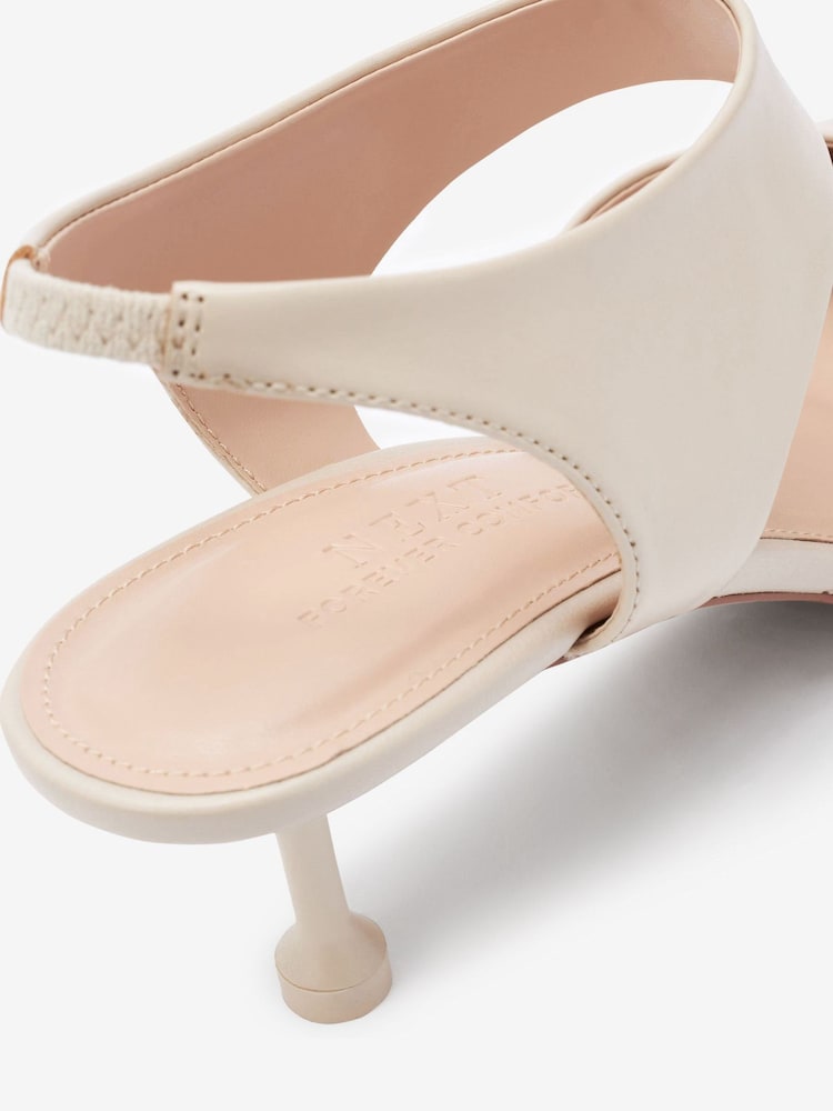 Kostno kremna - Usnjeni čevlji z visoko koničasto koničasto peto Forever Comfort® - Slika 6 iz 6