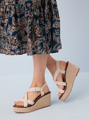 Weiß - Forever Comfort® Schuhe mit Keilabsatz und geflochtenen Riemen - Bild 1 von 8