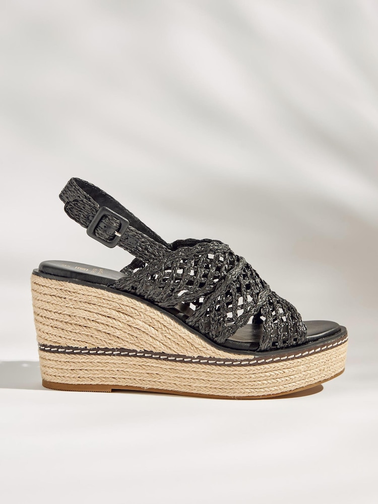 Schwarz - Forever Comfort® Schuhe mit Makramee-Riemen und Keilabsatz - Bild 2 von 5 Schwarz - Forever Comfort® Schuhe mit Makramee-Riemen und Keilabsatz - Bild 2 von 5