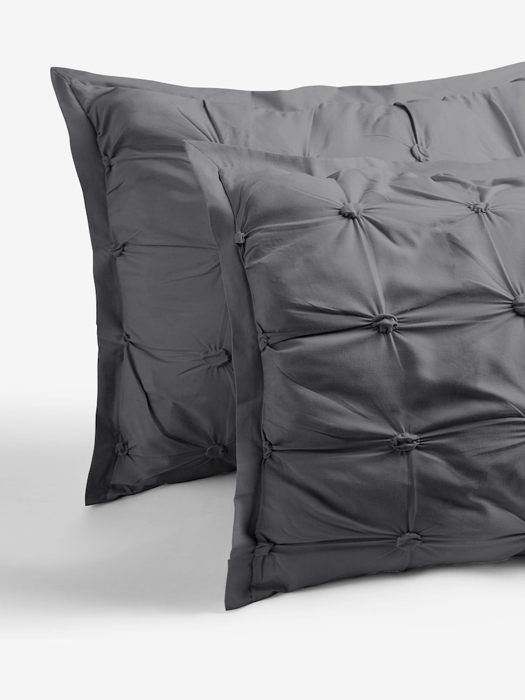 Charcoal Grey Textured Pleats Duvet Cover And Pillowcase Set - Image 6 of 7