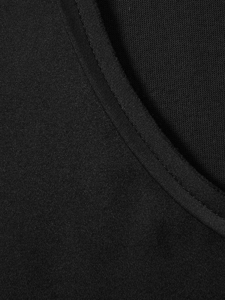 Reiss Black Riley Silk Front Vest - Image 5 of 5