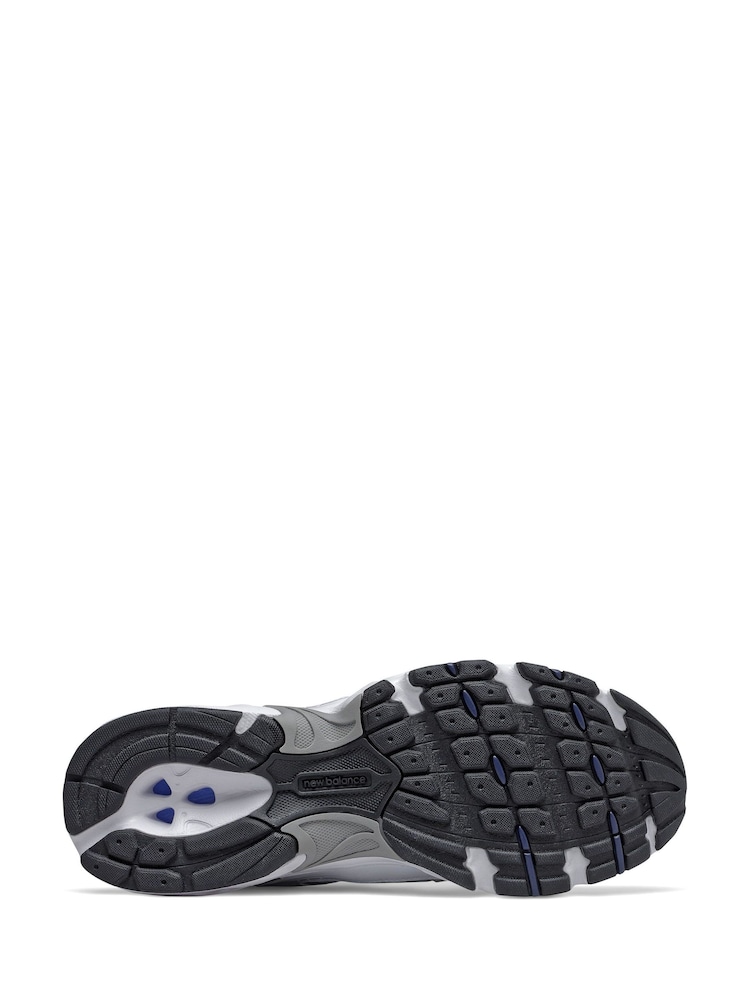 New Balance White/Grey Womens 530 Trainers - Image 8 of 8