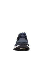 Mornarsko modra - Čevlji iz nubuka Clarks ATL Trek Wally - Slika 5 iz 6