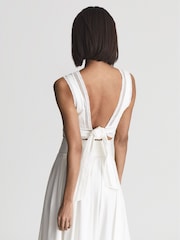 Reiss White Ivy Lace Crop Top - Image 5 of 7