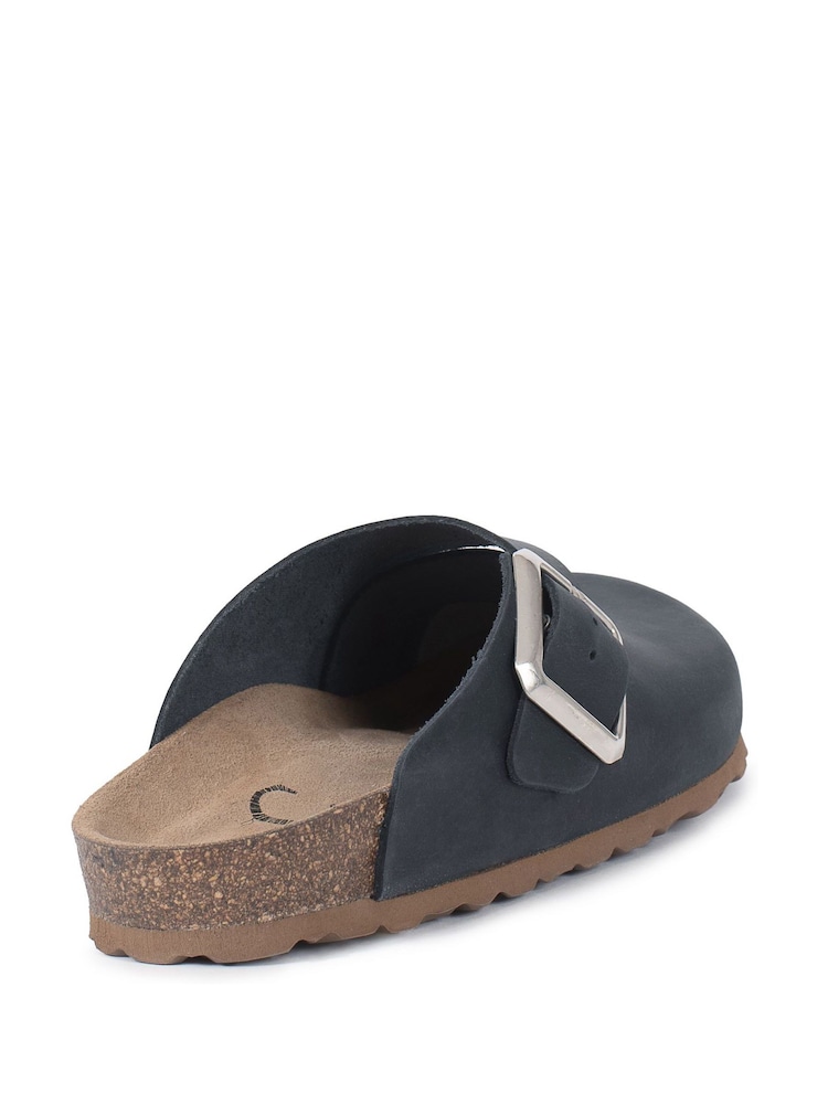 Celtic & Co Slip-On Clogs - Image 3 of 3 Celtic & Co Slip-On Clogs - Image 3 of 3