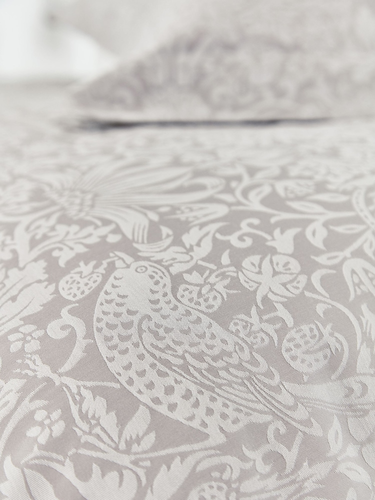 Morris & Co. Pebble Grey Pure Strawberry Thief Jacquard Duvet Cover - Image 3 of 4
