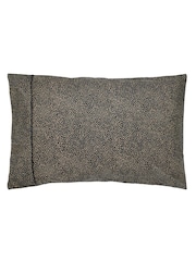 Morris & Co. Black Seaweed Cotton Percale Housewife Pillowcase - Image 3 of 3