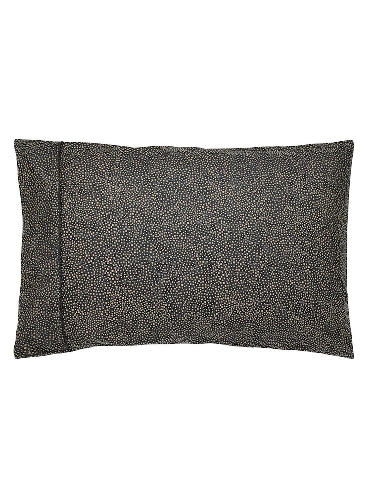 Morris & Co. Black Seaweed Cotton Percale Housewife Pillowcase - Image 3 of 3