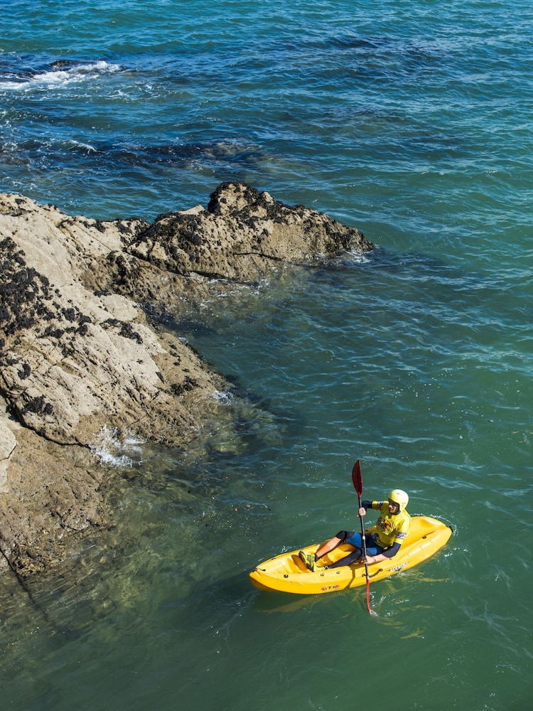 Virgin Experience Days Sea Kayaking Tour for Two In Newquay - Image 2 of 4