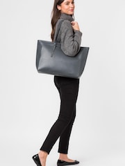 Pure Luxuries London Milton Vegetable-Tanned Leather Extra-Large Tote Bag - Image 5 of 5