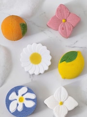 Set of 6 Fragranced Bath Fizzers - Image 3 of 6