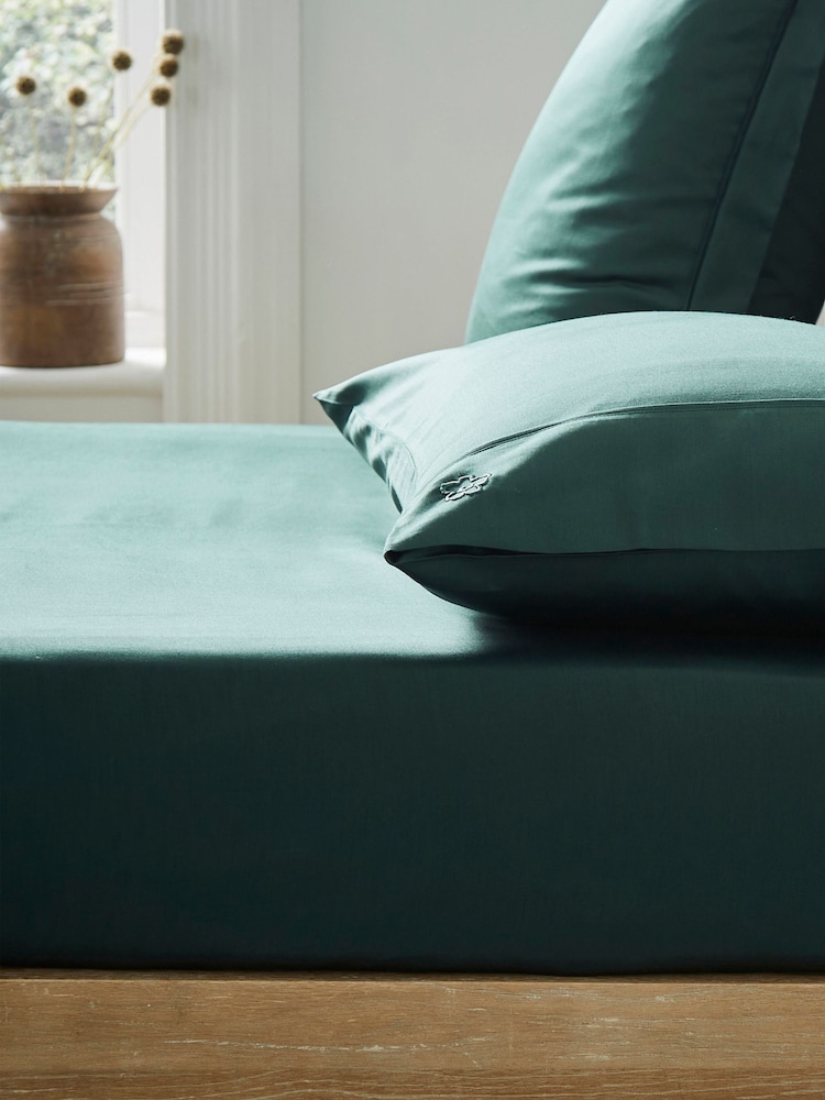 Ted Baker Green Silky Smooth Plain Dye 250 Thread Count 100% Cotton Fitted Sheet - Image 1 of 3