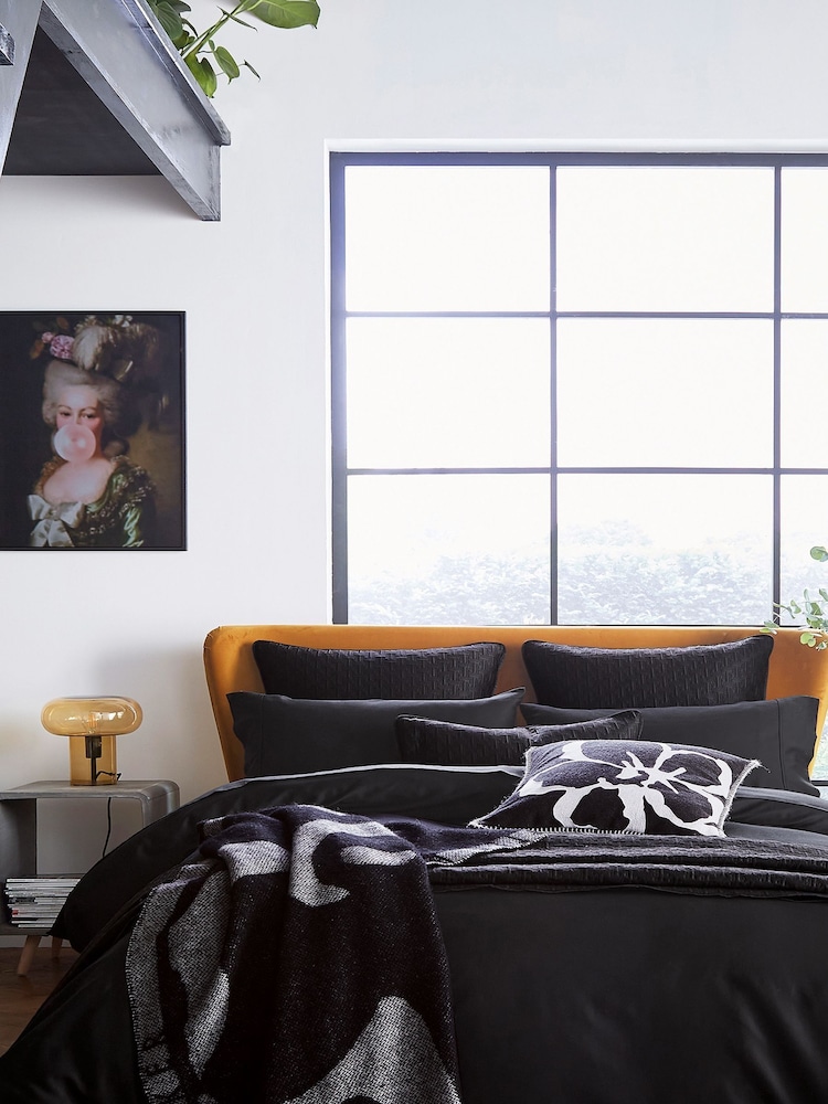 Ted Baker Black Silky Smooth Plain Dye 250 Thread Count 100% Cotton Duvet Cover - Image 4 of 4 Ted Baker Black Silky Smooth Plain Dye 250 Thread Count 100% Cotton Duvet Cover - Image 4 of 4