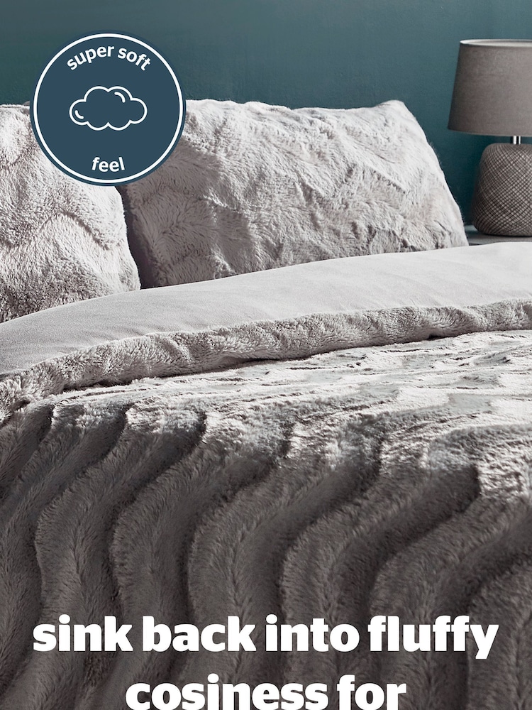 Silentnight Grey Faux Fur Duvet Cover and Pillowcase Set - Image 2 of 9