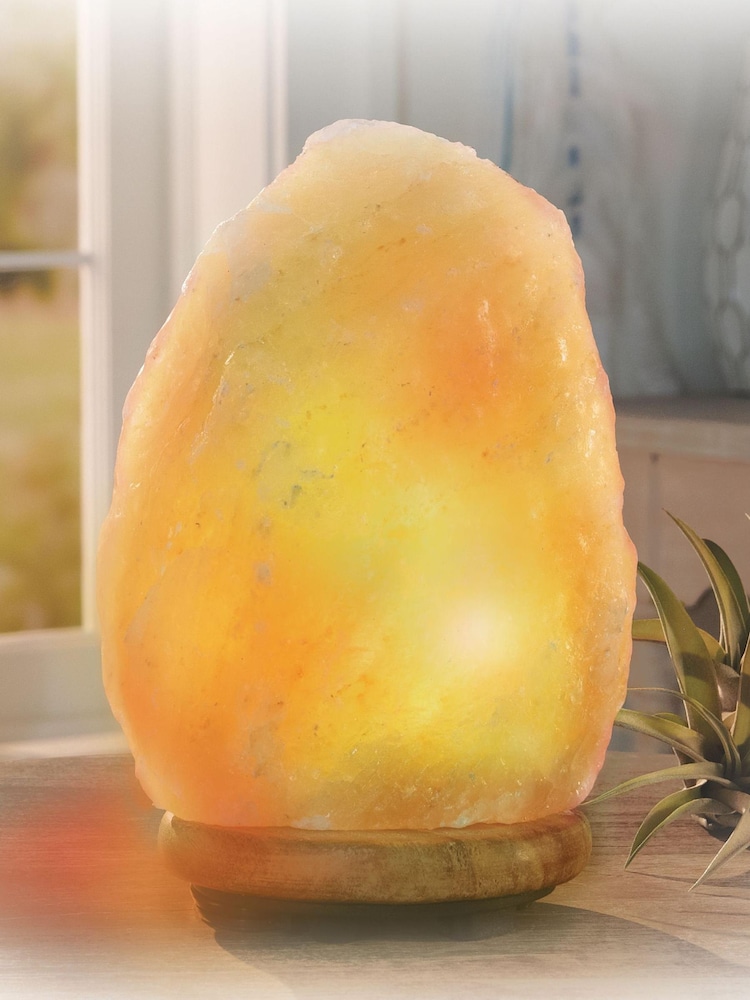 MenKind Colour Changing Himalayan Salt Lamp - Image 1 of 2