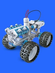MenKind Salt Water 4 x 4 Engine Car - Image 1 of 2