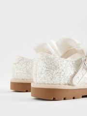White Glitter Bow Wide Fit (G) Mary Jane Flower Girl Touch Fastening Bow Shoes - Image 5 of 5