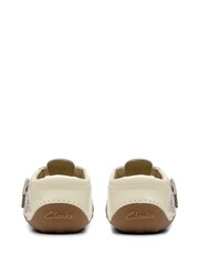 Clarks White Wide Fit (G) Patent Tiny Skip Toddler Shoes - Image 6 of 7