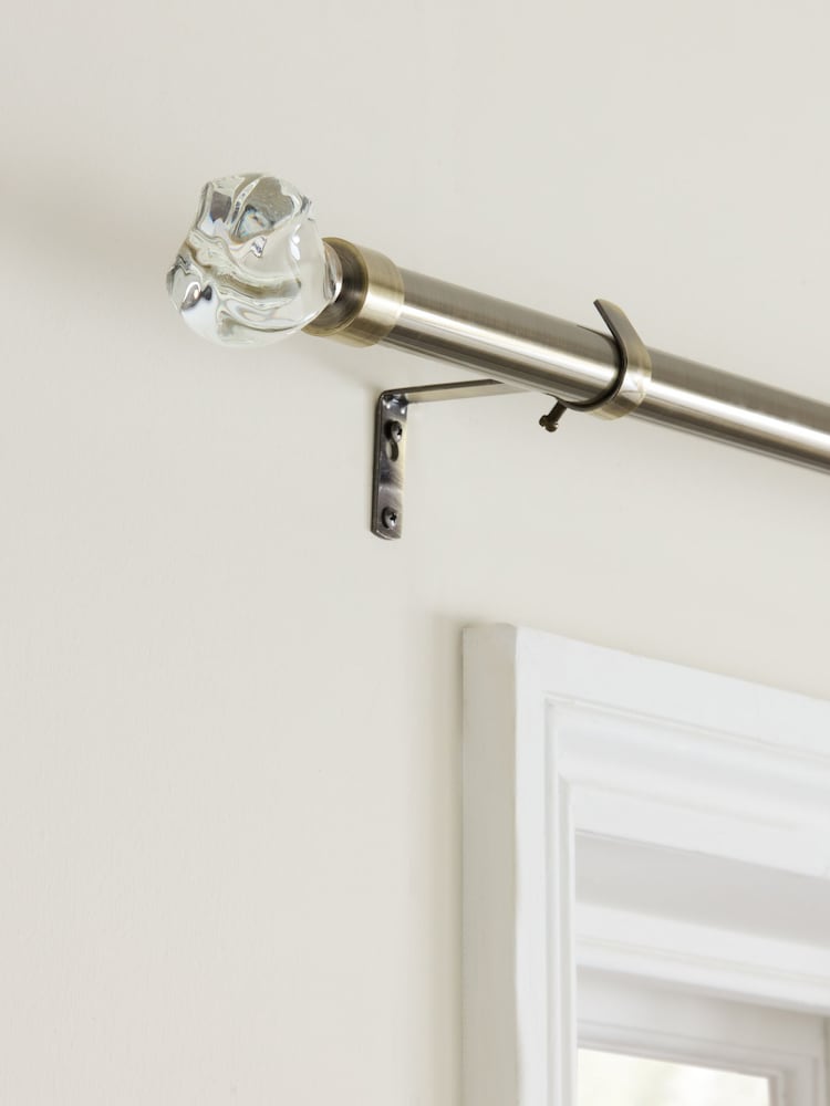 Antique Brass Shaped Finial Extendable 28mm Curtain Pole Kit - Image 2 of 4 Antique Brass Shaped Finial Extendable 28mm Curtain Pole Kit - Image 2 of 4