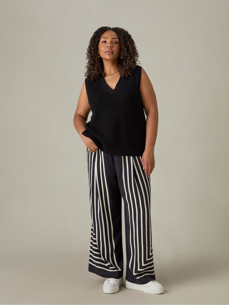 Live Unlimited Black Live Unlimited Curve Mono Stripe Wide Leg Black Trousers - Image 1 of 8