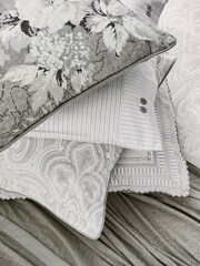 Bedeck of Belfast White Silver 100% Cotton Amalia Standard Pillowcase Pair - Image 4 of 5