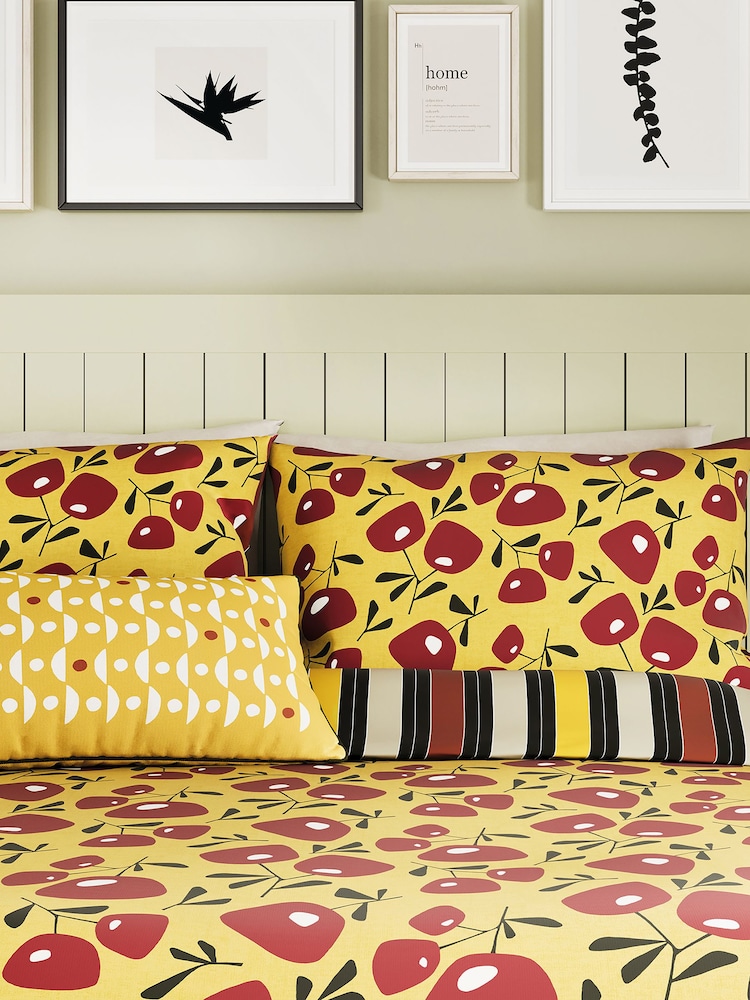 Helena Springfield Chartreuse Jax Duvet 100% Cotton Cover and Pillowcase Set - Image 2 of 5