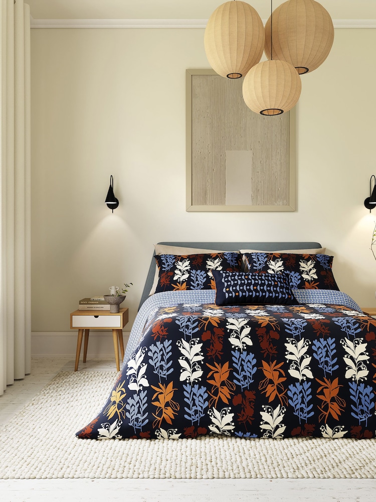 Helena Springfield Periwinkle Blues Frey Duvet Cover and Pillowcase 100% Cotton Set - Image 1 of 5