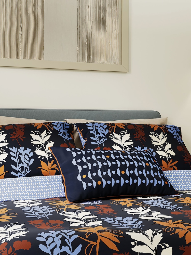 Helena Springfield Periwinkle Blues Frey Duvet Cover and Pillowcase 100% Cotton Set - Image 2 of 5
