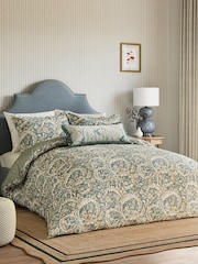 طقم غطاء لحاف وغطاء وسادة من القطن 100% تشكيلة Tilia Lime من Sanderson - صورة 1 من 5