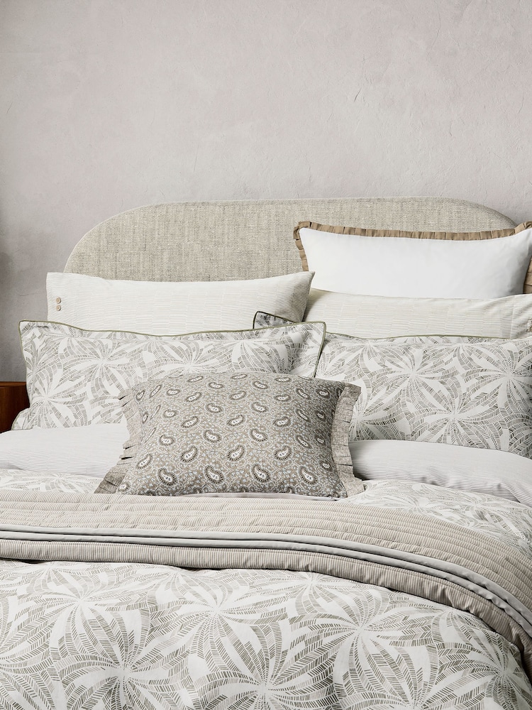 Bedeck of Belfast Cora Cushion - Imagem 1 de 5