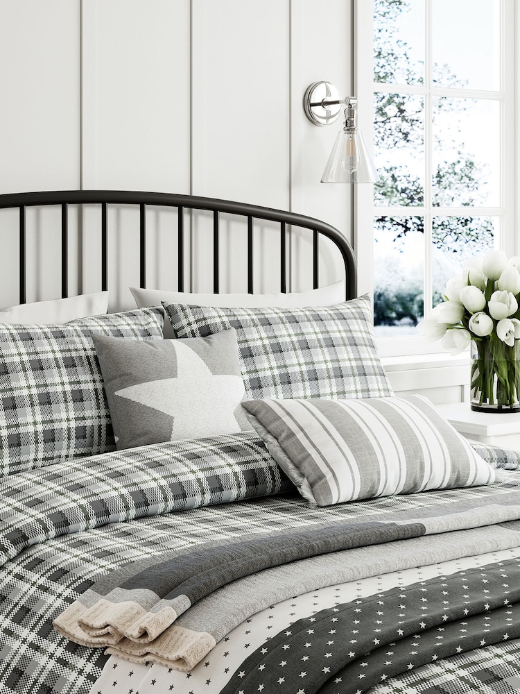 Helena Springfield Green Cosy Check Brushed 100% Cotton Duvet Cover and Pillowcase Set - Image 2 of 5