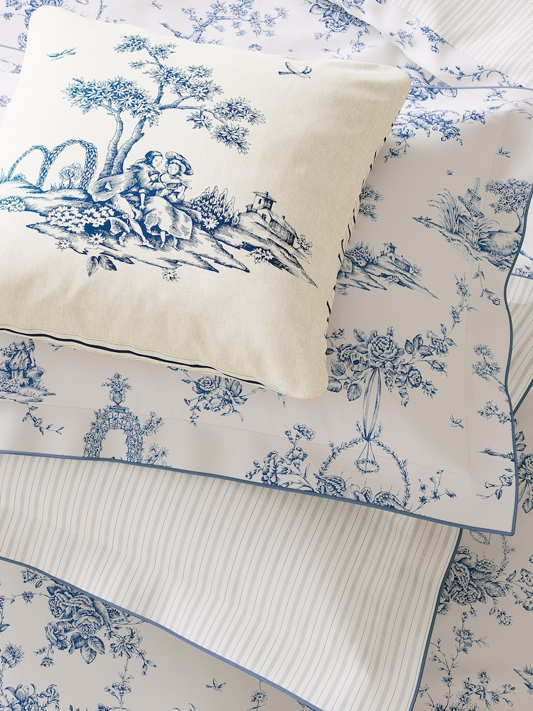 V&A Blue Garden Of Love 100% Cotton Duvet Cover and Pillowcase Set - Image 5 of 5