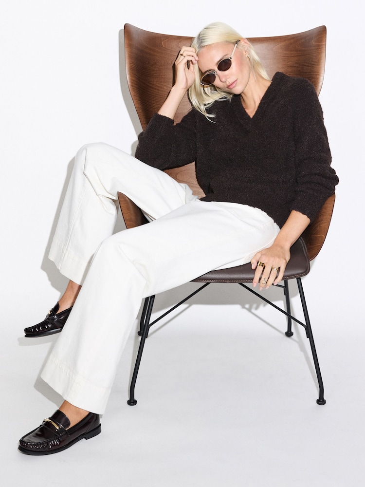 Chocolate Brown Boucle Long Sleeve V-Neck Knit Jumper with Wool - Image 2 of 4 Chocolate Brown Boucle Long Sleeve V-Neck Knit Jumper with Wool - Image 2 of 4