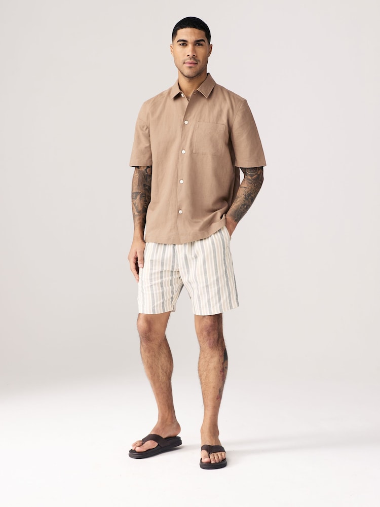 Grège neutre - Col Classique - Chemise à manches courtes en lin et coton mélangés - Image 3 of 7